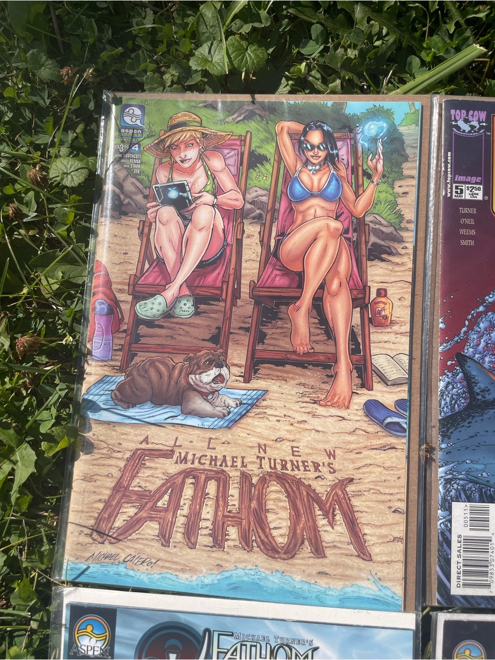 Fathom Comic Book Bundle - Picture 4 of 9